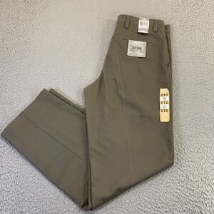 NWT Dockers Dress Pants Mens 32x32 Brown Pleated Straight Fit Classic Casual NEW